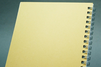 有限会社モグラデザイン　様オリジナルノート リング製本の台紙はクラフトを使用