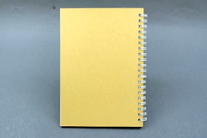 株式会社FORESIGHT　様オリジナルノート オリジナルノートの裏表紙はクラフト台紙