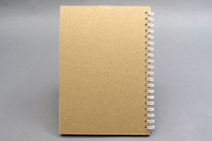 関野  友理　様オリジナルノート 「特厚台紙」でオリジナルノートの重厚感と強度アップ