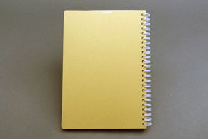 ココロジック・デザイン　様オリジナルノート オリジナルノートの裏は台紙「クラフト」