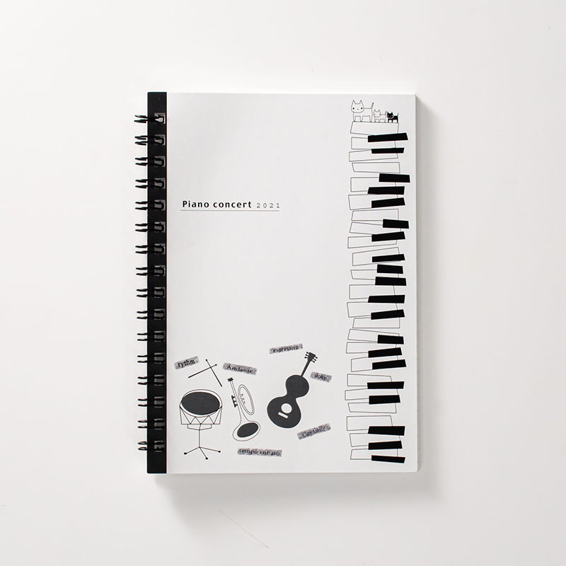 「ピアノ・ソルフェージュ教室 様」製作のオリジナルノート