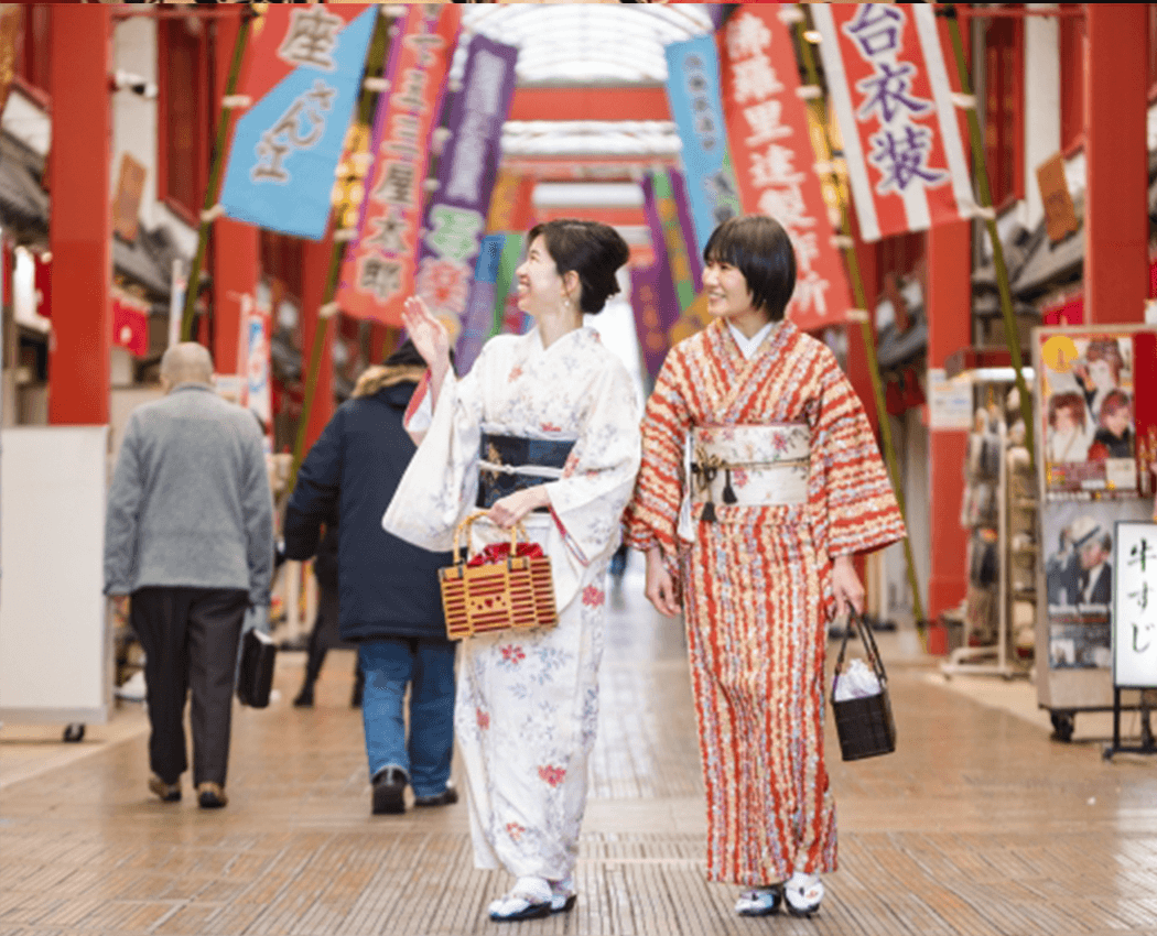 現地に行かないと買えないオリジナルご当地ノートに価値付けを